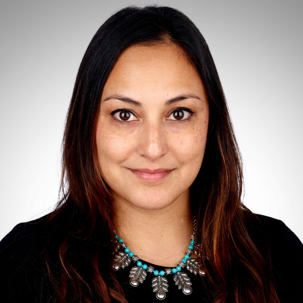 Koshi Samarasinghe headshot