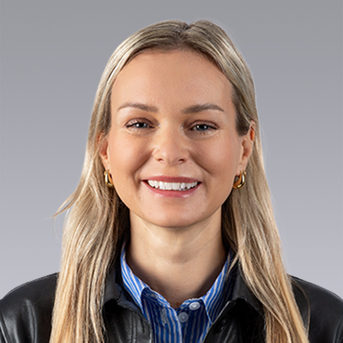 Sara Simpson headshot